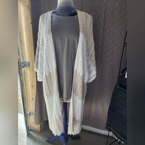 Pretty tan and white sweater by Loft. Size XL.